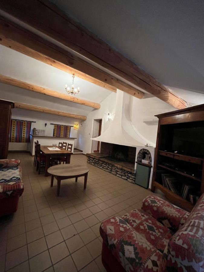 Le Cabanon Des Cigales Provencale Villa Puymeras Bagian luar foto