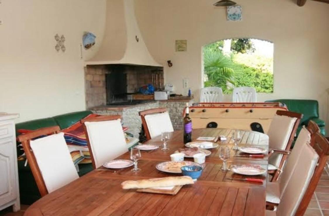 Le Cabanon Des Cigales Provencale Villa Puymeras Bagian luar foto